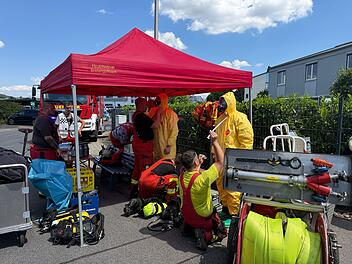 Breiteng&uuml;&szlig;bach: Zwei Verletzte bei Chemie-Unfall