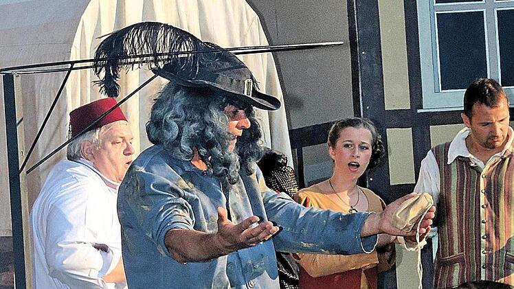Szene aus "Der Medicus vom Orient" in Poppenlauer. Dieter Britz