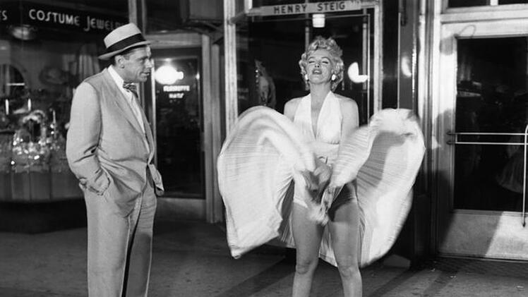 M&auml;nnertraum auf f&uuml;nf Kontinenten: Marilyn Monroe in ihrer ber&uuml;hmten Szene aus Billy Wilders "Das verflixte siebte  Jahr".