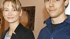 Das Zahnärzte-Ehepaar Dr. Caroline und Dr. Nicolas Müller hat die Praxis von Dr. Naser in Eltmann übernommen.  Foto: Sabine Weinbeer