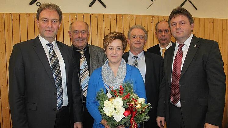 Bei der Verabschiedung von Bürgermeister Klaus Löffler mit Fraktionsvorsitzenden  Foto: Veronika Schadeck