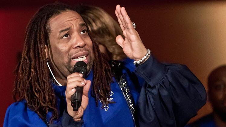 Gefeiertes Gastspiel: "The Best of Black Gospel" in der Heilig-Kreuz-Kirche Coburg.Foto: Jochen Berger