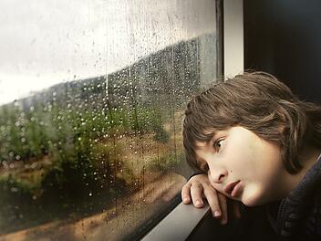 Immer mehr Kinder erkranken an Depressionen.