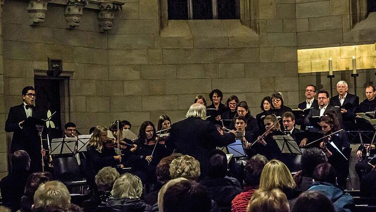 Regen Zusprach fand ein Konzert mit der "Cappella casimiriana" in St. Augustin.Foto: Jochen Berger