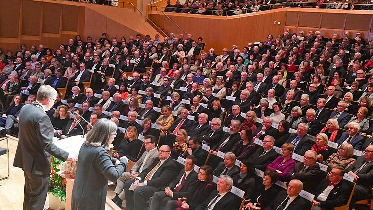 Vollbesetzter Keilberth-Saal
