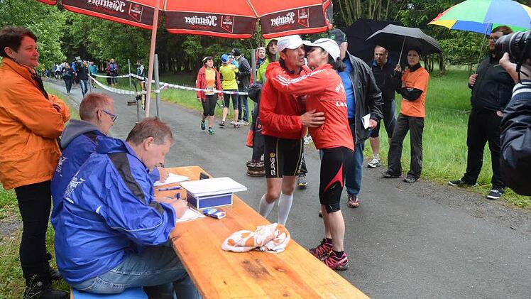 Rennsteig-Staffellauf in Tettau.  Foto: Karl-Heinz Hofmann