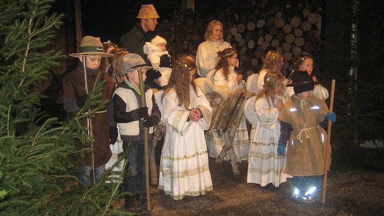 Ein weiterer H&ouml;hepunkt: die Weihnachtsgeschichte "Von der Geburt Jesu" Foto: Paul Hader