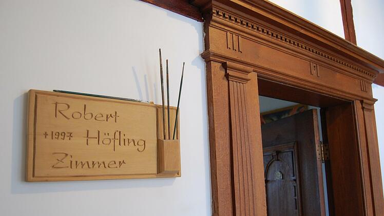 Das Robert Höfling-Zimmer wird ebenfalls aufgelöst.