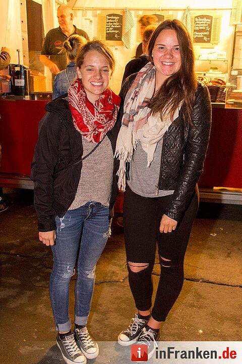 Sandkerwa: Partyfotos