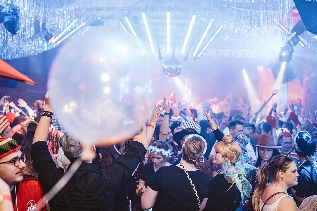 DJ Franky und DJ Matze lie&szlig;en die Halle beben!