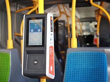 Schweinfurt: Bargeld in Linienbussen bald Geschichte - so funktioniert das neue Bezahlsystem "Sweasy"