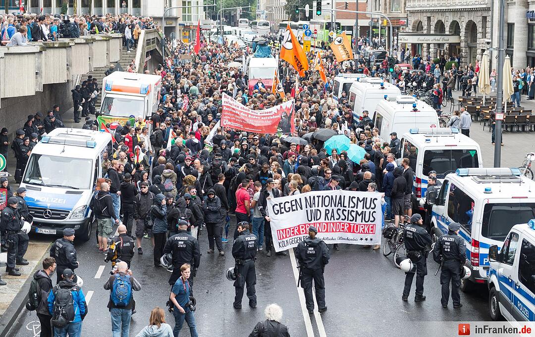 Demo von Erdogan-Anhängern in Köln