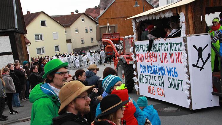 Stangenroth Rosenmontagsumzug Foto: Carmen Schmitt