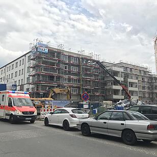 Nürnberg: Bauarbeiter verschüttet und schwer verletzt