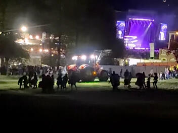 Bad Kissingen: Polizei &auml;u&szlig;ert sich zu Traktor-Vorfall bei Wincent-Weiss-Konzert