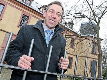 Alexander Tritthart vor dem Weisendorfer Schloss Fotos: Matthias Hoch