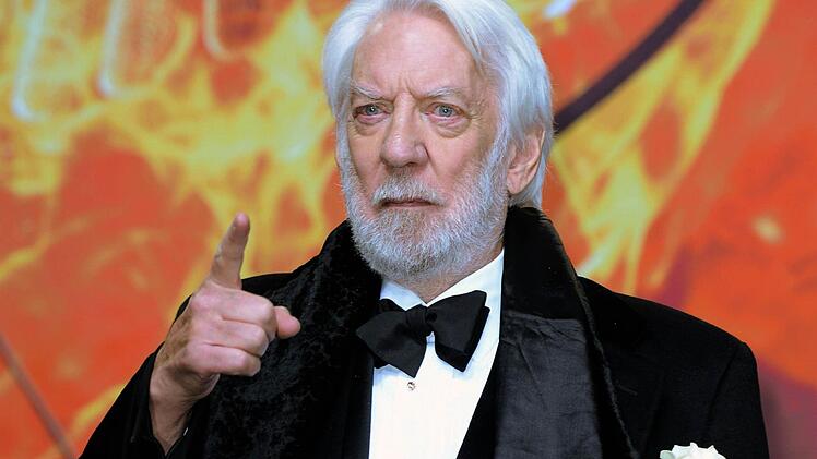 Donald Sutherland spielt Präsident Snow. Foto: Britta Pedersen, dpa