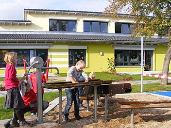 Viele Bereiche konnten schon bei der Einweihung von den Kindern genutzt werden. Fotos: Mona Lisa Eigenfeld