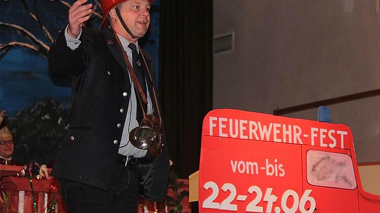 Michael Schühler als Feuerwehrmann.