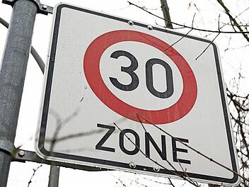 Kommt in Teutschnitz erst einmal nicht zum Einsatz: Hinweisschild auf eine Tempo-30-Zone.