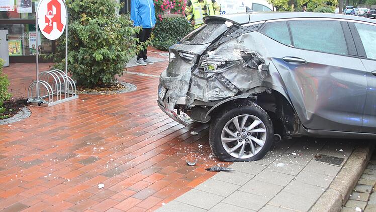 Gas und Bremse verwechselt?