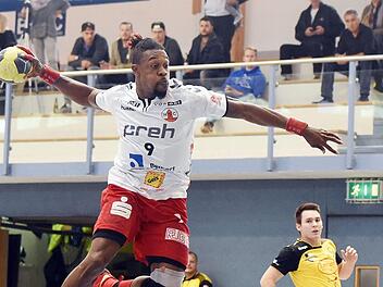 Gary Hines  ist mit dem HSC in Bruchköbel zu einem überzeugenden Sieg geflogen.Patrick Scheiber