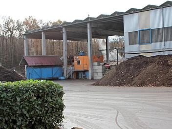Die Kompostieranlage in Mariaburghausen verarbeitet den Biomüll aus den Haushalten im Kreis Haßberge zu Kompost.  Fotos: Günther Geiling