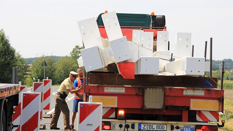 Durch die Vollbremsung war die Ladung ins Rutschen geraten. Foto: Andreas Dorsch
