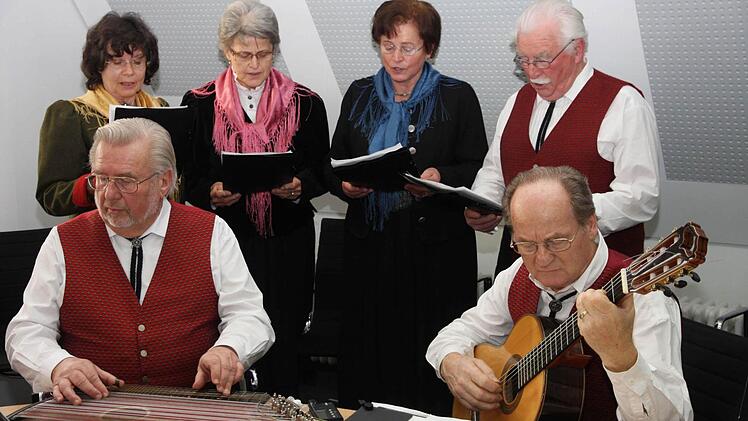 Die Forchheimer Volksmusik sorgte für einen festlichen Rahmen.