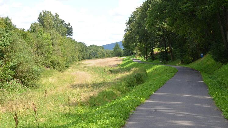 Der Rödengrund lädt ein zu Spaziergängen und Radeltouren. Foto: Rainer Lutz