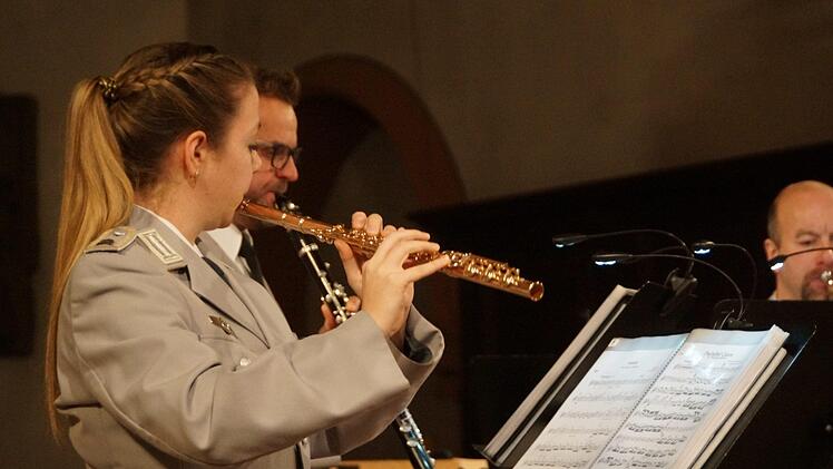 Weihnachtskonzert mit dem  Heeresmusikkorps Veitshöchheim Foto: Arkadius Guzy