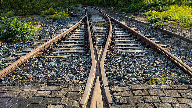 Mieter f&uuml;r zwei Kilometer Schienen in Neuss gesucht