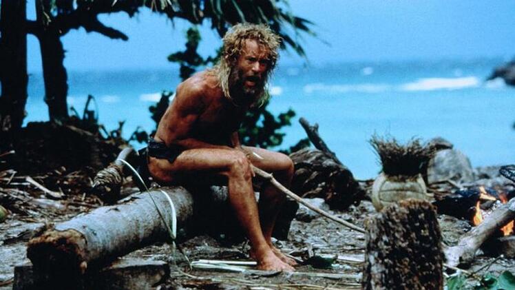 Zwei Rollen, zwei Stars: In "Cast Away - Verschollen" findet die auf einer einsamen Insel gestrandete Hauptfigur (Tom Hanks) in einem Volleyball einen Freund. "Gespielt" wurde Letzterer von einem Sonderexemplar der Marke Wilson.