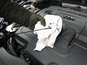 So verhinderst du Motorschäden: Dein Guide zum einfachen und effektiven Ölwechsel