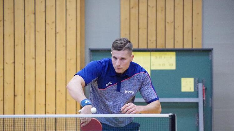 Sowohl gegen die TSG Bamberg als auch gegen den TTC Tiefenlauter blieb der Spitzenspieler der TS Kronach, David Kostadinov, in der Tischtennis-Landesliga Nordnordost ungeschlagen.  Foto: Hans Franz