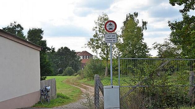 Dahinter entsteht das kleine Baugebiet westlich der Gleiwitzer Stra&szlig;e. Im Fr&uuml;hjahr soll die Erschlie&szlig;ung beginnen.