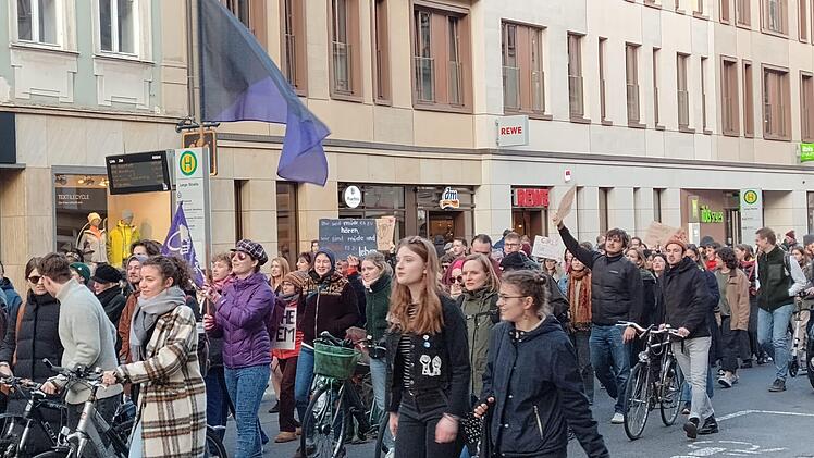 Demostration zum Internationaler Frauentag 2024 in Bamberg