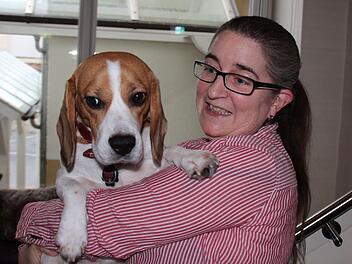 Wollen bald wieder Gäste begrüßen: Andrea "Dandy" Titterall und ihre Molly.Foto: Oliver Schmidt