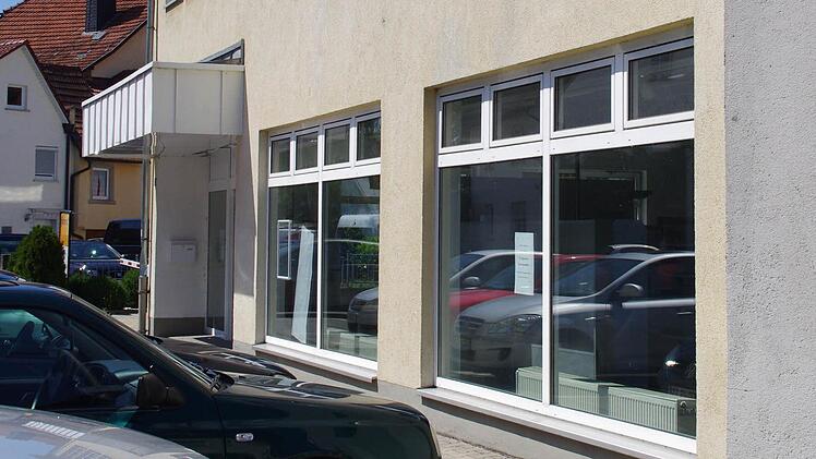 Schlecker zum Dritten: In der Johann-Knoch-Gasse konnten sich Leseratten bis zur Sanierung der Kreisbibliothek auf die B&uuml;cher st&uuml;rzen. Nicht lange davor war dort ein Schlecker-Markt angesiedelt. Der Drogeriemarkt hatte aber wegen der Pleite der Kette nicht lange Bestand. Zurzeit sind die R&auml;ume nahe dem Stadtkern verwaist. Foto: Marco Mei&szlig;ner