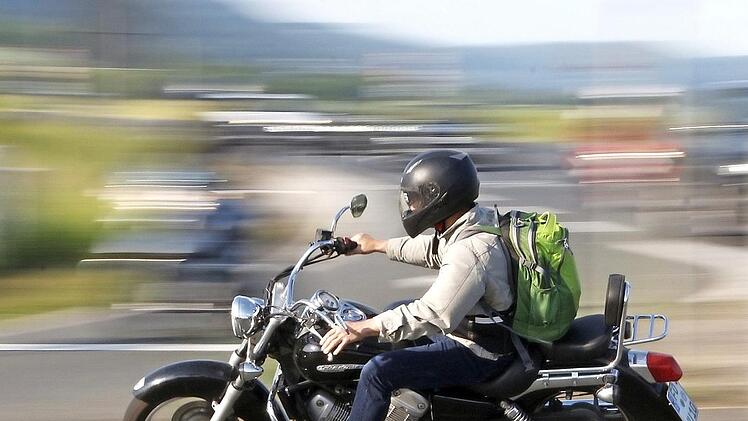 Auf zwei Rädern wird Mobilität zur Freiheit, finden Biker. Doch viele überschätzen ihr Können.  Foto: Josef Hofbauer