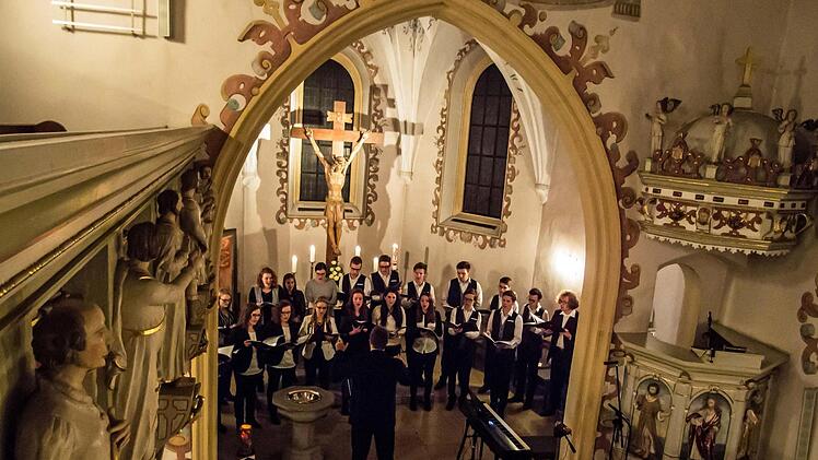 Reichlich Beifall gab es für das Konzert des Jugendchors Vocalholics in der Kirche St. Johannis in Rödental.Foto: Jochen Berger