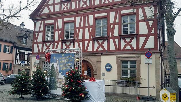 Licht schafft Atmosph&auml;re: Die Innenstadt wird im Advent illuminiert. Dazu gibt's weitere Aktionen, wie einen Selfie-Point  oder den Briefkasten f&uuml;r die Kinder.  Fotos: Richard S&auml;nger