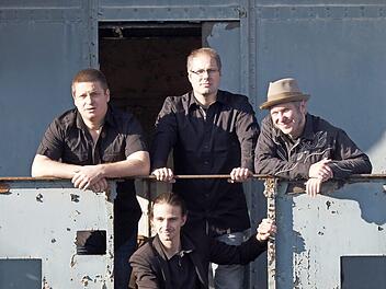 Tim Jäger und seine Band spielen in Münnerstadt.  Foto: Fabio Blaha