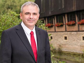 Peter Maier aus Höchstadt ist über eine Bewerbung "Gemeinde sucht Bürgermeisterkandidaten" zum Bürgermeisteramt im nordrhein-westfälischen Laer gekommen.  Foto: privat