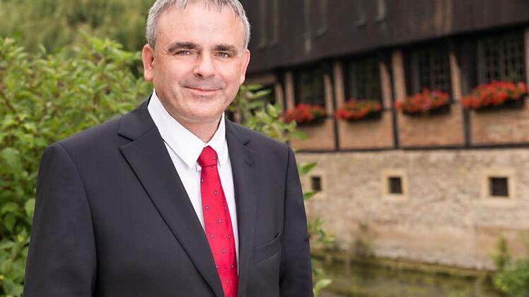 Peter Maier aus Höchstadt ist über eine Bewerbung "Gemeinde sucht Bürgermeisterkandidaten" zum Bürgermeisteramt im nordrhein-westfälischen Laer gekommen.  Foto: privat