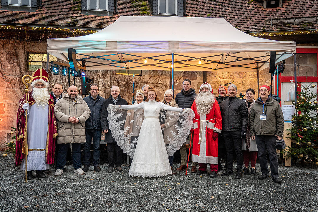 Der wunderschöne Weihnachtsmarkt ist ein Erlebnis für die ganze Familie!