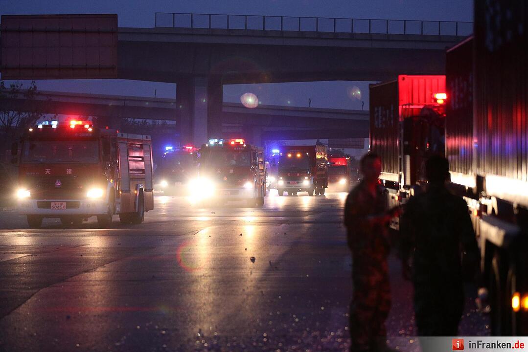 Huge explosion rocks Chinese port city of Tianjin