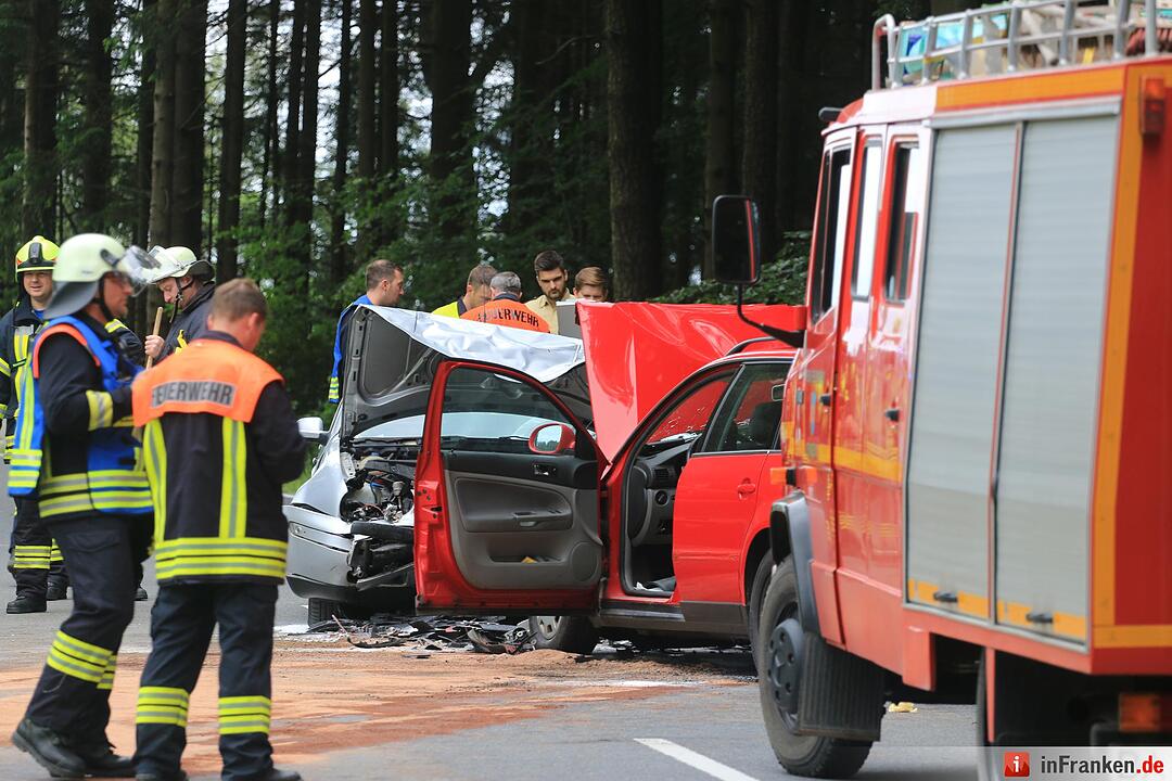 Unfall bei Roßdorf - drei Verletzte