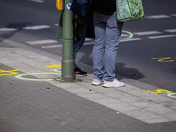 Auto erfasst M&auml;dchen auf E-Scooter &ndash; 14-J&auml;hrige stirbt