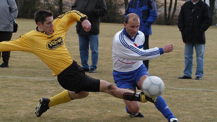 Duell gegen den FC Thulba: Martin Halbig: FC 06 Bad Kissingen gegen Thulba, ganz klar. Das erkenne ich aber auch nur an den Trikots. An das Spiel selber kann ich mich nicht mehr erinnern.